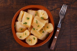 Mandioca (Butter Cassava)
Steamed until soft, then tossed with butter and fresh herbs.