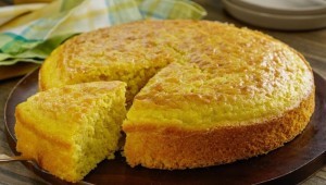 Pan de Elote 
 Sweet, moist Mexican cornbread with a delicate, comforting flavor.