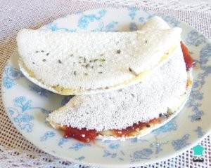 Tapioca Crepe
A gluten-free cassava crepe, soft and chewy, filled with Brazilian flavor.
