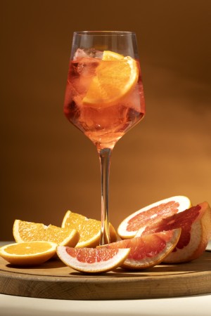 Vermouth with Orange
The classy drink, ideal for sipping while cooking!