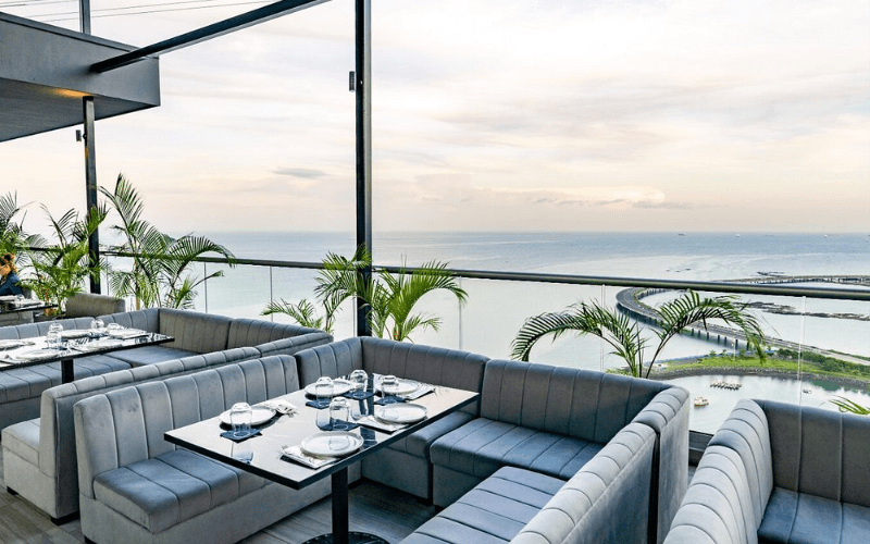 Cielo Rooftop Bar